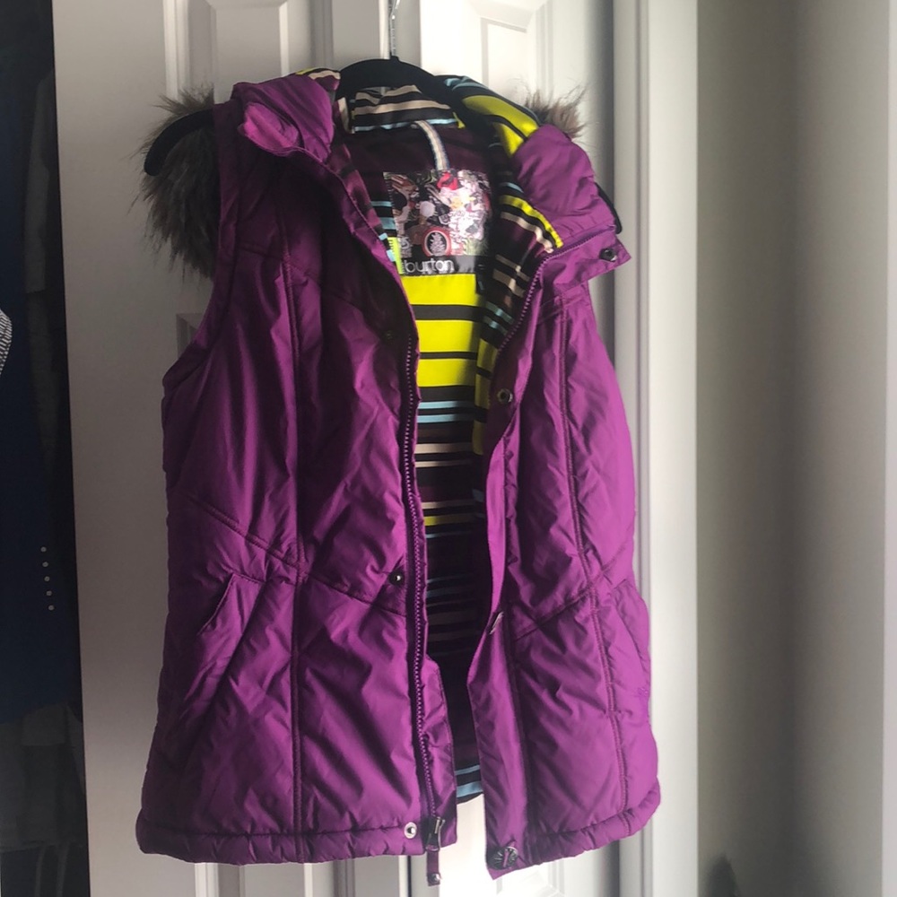 Burton vest